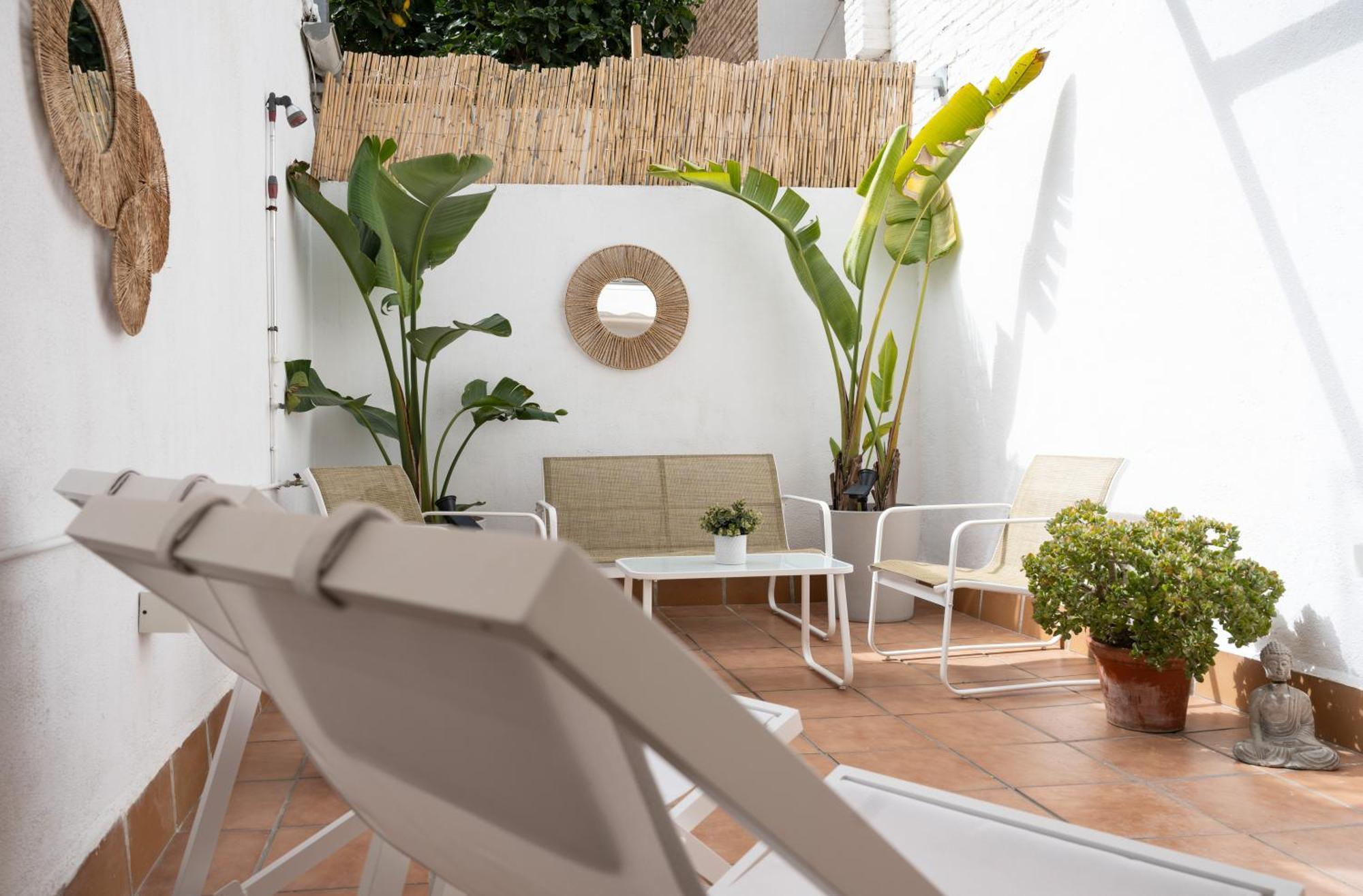 Stylish Apartment With Terrace For Couple Or Family Barcelona Luaran gambar