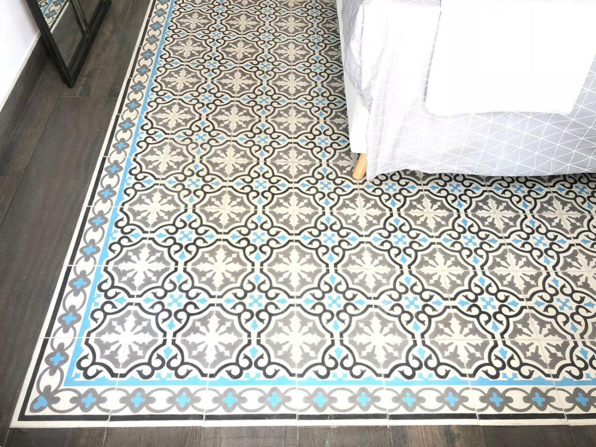 Stylish Apartment With Terrace For Couple Or Family Barcelona Luaran gambar